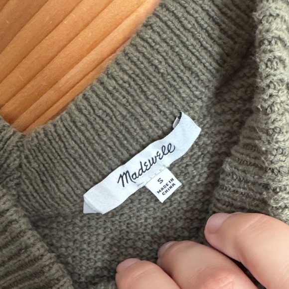 Madewell Olive Sweater Button-Up Tank Top Size Small - Picture 3 of 6